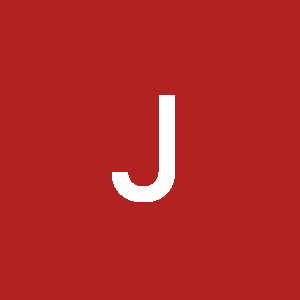 Profile photo of Julia Annecchiarico